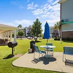 Beautifully Decorated 3 Bedroom 2 Bath Condo, First Floor Wth Walk In Shower! Located In Golf Community