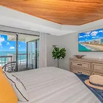 Breathtaking Ocean View 3 Bedroom Suite-The Savoy Unit 501