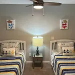 On The Sand Beachfront Condo, Newly Renovated