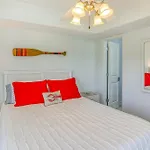 Myrtle Beach Condo With Pool Access And Beach View!