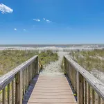 Myrtle Beach Condo With Pool Access And Beach View!