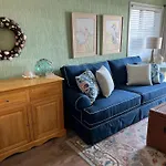 Matilda\'S At Ocean Forest Villas