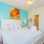 First Floor 2 Bedroom Condo With Golf Course Views-Magnolia Place 101 - Sleeps 6 Guests!