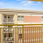 Bay Watch Resort M 1811-Oceanfront-Crescent Beach