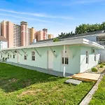 Unique Designed 2Br With Parking