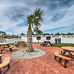 Oceanfront Myrtle Beach Condo With Resort Amenities!