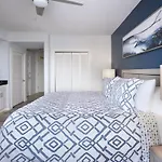 Royale Palms Condominiums