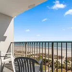 Ocean Crest Inn And Suites