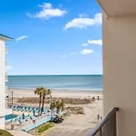 Ocean Crest Inn And Suites