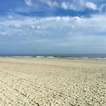 Lodge By The Sea & Fox Lodge