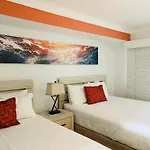 Shore Fun Oceanfront 1 Bedroom