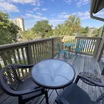 8I Richmond Park Villa