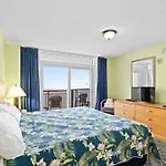 Oceanfront 3 Bedroom Condo On Pa 14Th Floor