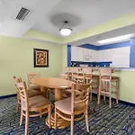Oceanfront 3 Bedroom Condo On Pa 14Th Floor