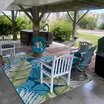 Beach Breeze 3, Pet Friendly, Walking Distance To Atlantic Ocean Free Parking
