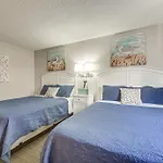 Myrtle Beach Townhome Steps To Ocean Waves!