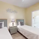 Magnolia Point Apt 204