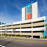 Palace Resort 414