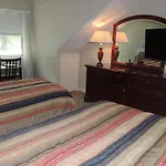 Walk To The Beach Cozy 2Br Condo Outdoor Pool!