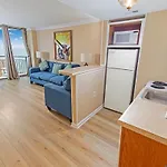 14Th Floor Condo With Amazing Views