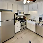 Beachfront Condo With An Outdoor Pool Bbq Area