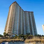 Luxurious Beautifully Decorated Ocean View Condo In Beachfront Building