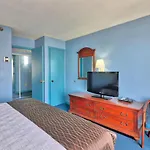 Enticing Ocean View Condo Located On The Blvd, Wifi Included, Monthly Winter Ren