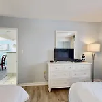 Beach Colony & Golden Mile