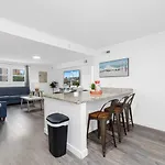 Azul Condos III