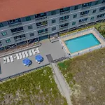Chateau By The Sea Oceanfront Unit H2