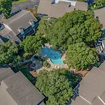 Summertree Village Coastal Paradise Unit C2