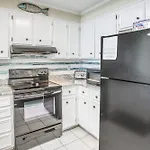 Myrtle Beach Condo With Pool Access - Walk To Beach!