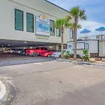 Myrtle Beach Oceanfront Condo With Resort Perks!