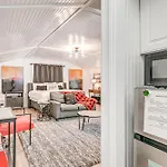 Cozy Murrells Inlet Studio - Walkable!