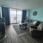 Beautiful Oceanfront Condo 1108