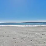 Breathtaking Beachfront Bliss! 619