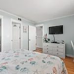Sea Mark Towers 805