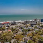 Paradise Pointe 6C