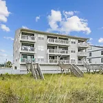 Sand Trap Villas B1