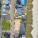 The Margaritaville House! Sleeps 13! Ocean Views And Rooftop Deck