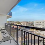 Captivating Coastal Charm - Oceanview Suite! Pg 504