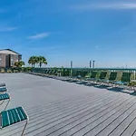 Ashworth 1305 Condo
