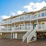 Beachfront Bliss-Admirals Quarters II Oceanfront