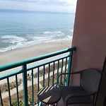 Lovely Ocean-View Condo Right On The Beach Sc12