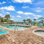 Ocean View Double Suite! Sleeps 4 Meridian Plaza 705