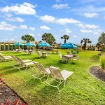 Beautiful Ocean View 1 Bedroom Condo With Electric Fireplace-Meridian 805