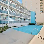 Oceanfront Near Main St - Pool - Totally Beachin