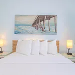 Stunning Ocean View 2 Bedroom Condo- Nicely Updated & Sleeps 6! Palace Resort Unit 408
