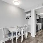 Boardwalk Resort Oceanfront Condo By Hosteeva