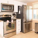 Rare View Premium Oceanfront 4 Br